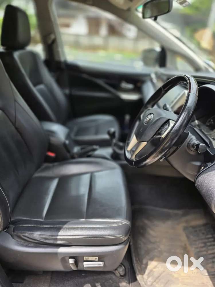 Toyota Innova Crysta 2021 Diesel Well Maintained