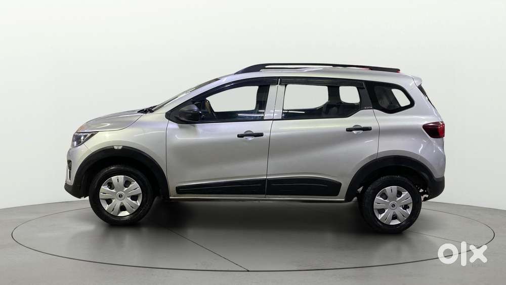 Renault Triber 1.0 Rxe, 2020, Petrol