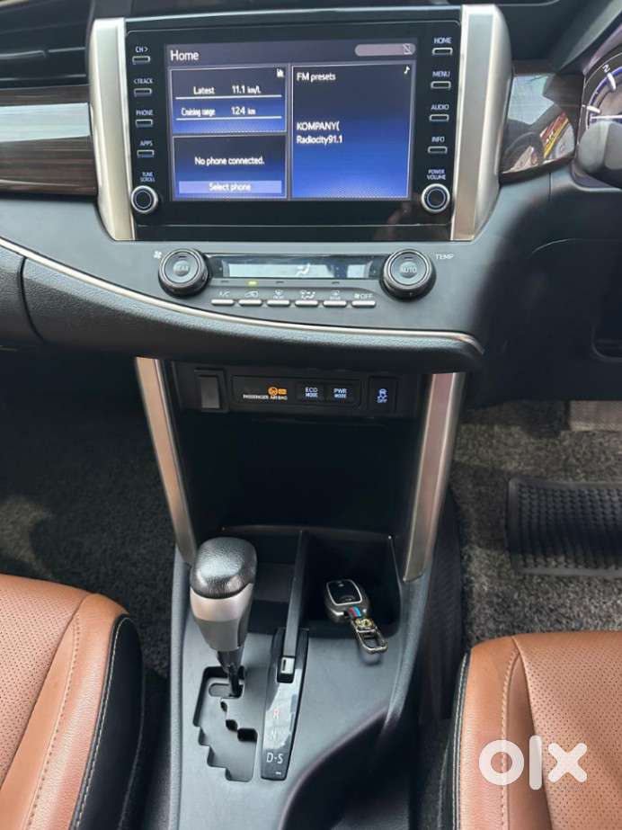 Toyota Innova Crysta Zx 2.4 Diesel 7 Seater, 2022, Diesel