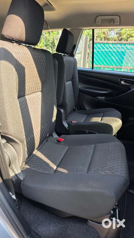 Toyota Innova Crysta 2.4 G Mt 7 Str, 2018, Diesel
