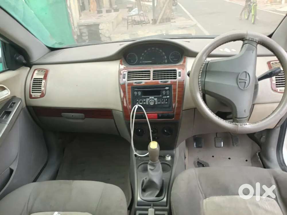 Tata Indica Vista Aqua 2010