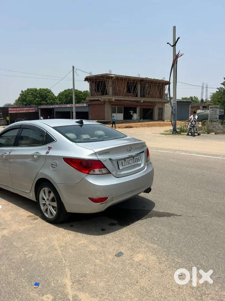 Hyundai Verna 2013 Diesel Manual
