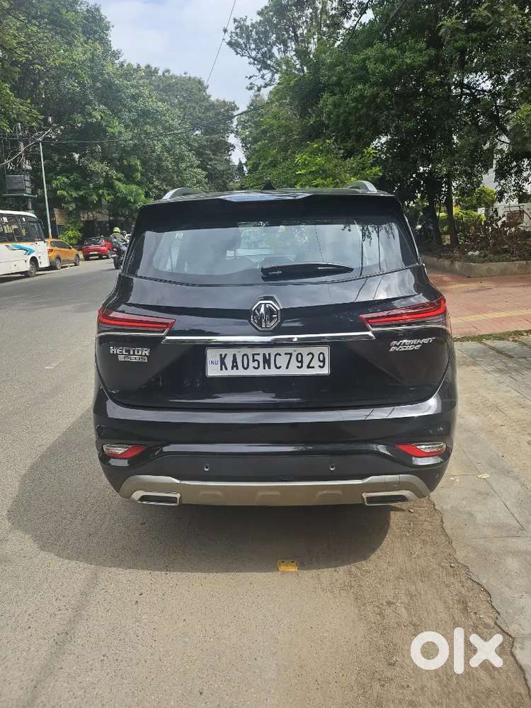 Mg Hector Plus 2021