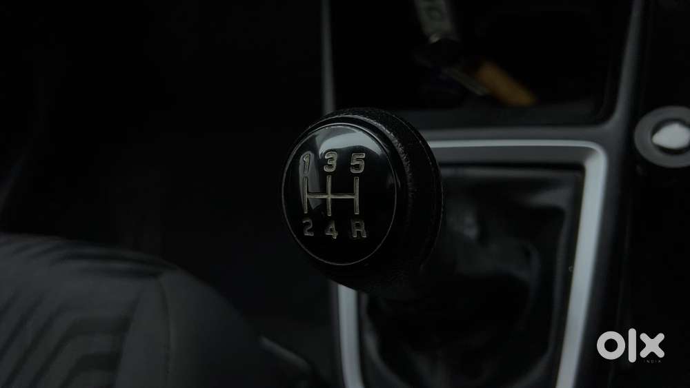 Maruti Suzuki Swift 1.3 Zxi, 2020, Petrol