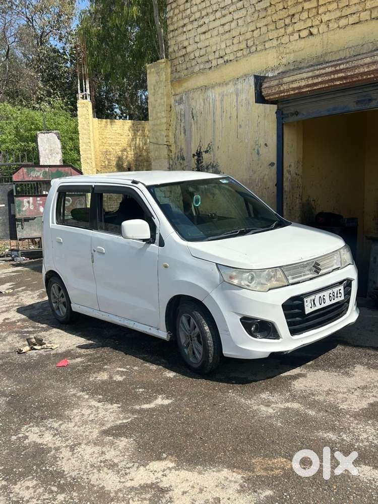 Maruti Suzuki Wagon R Stingray 2014 Petrol Well Maintained