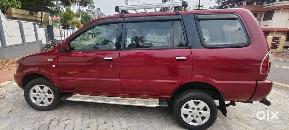 Chevrolet Tavera Neo, 2013, Diesel