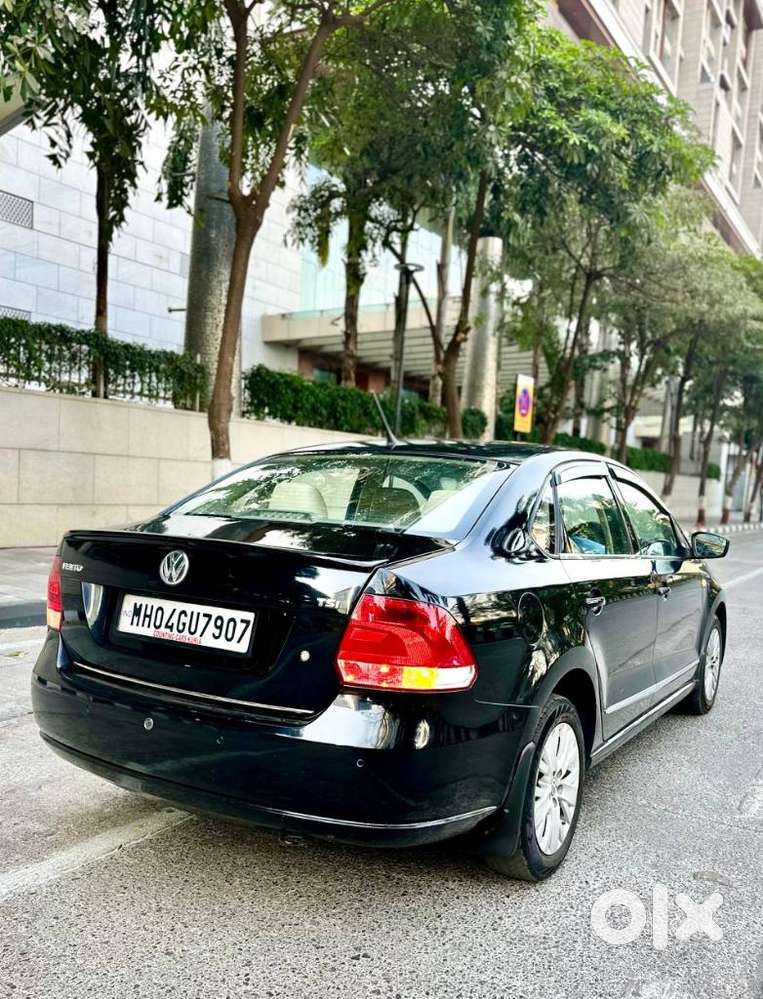 Volkswagen Vento 1.5 Highline Plus At 16 Alloy, 2015, Petrol