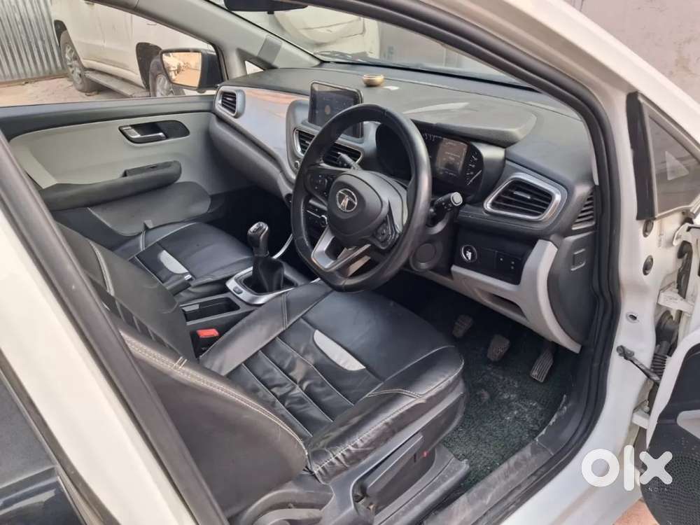 Tata Altroz Xz, 2020, Petrol
