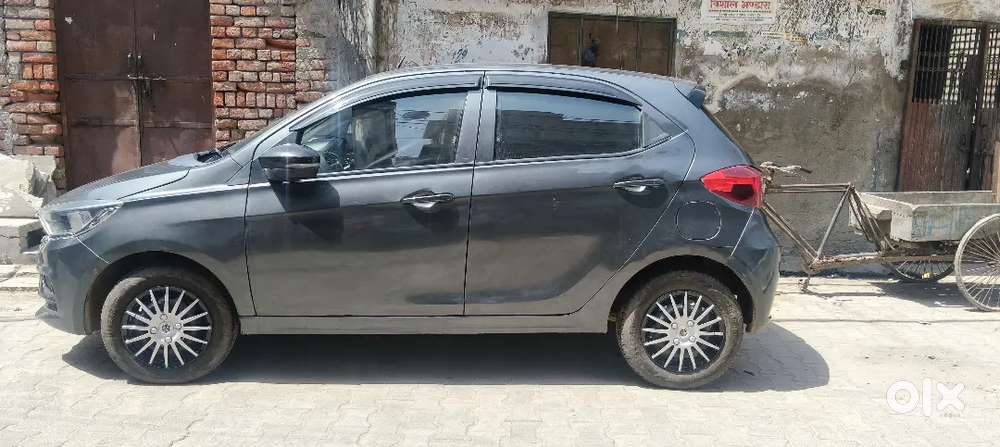 Tata Tiago 2024 Petrol 70000 Km Driven