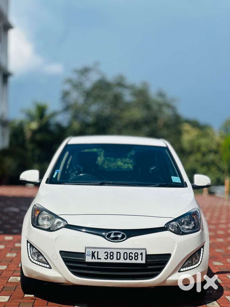 Hyundai I20 Sportz 1.2 Bs-iv, 2013, Petrol