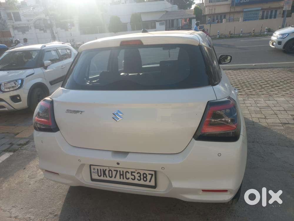 Maruti Suzuki Swift Vxi Optional, 2025, Petrol