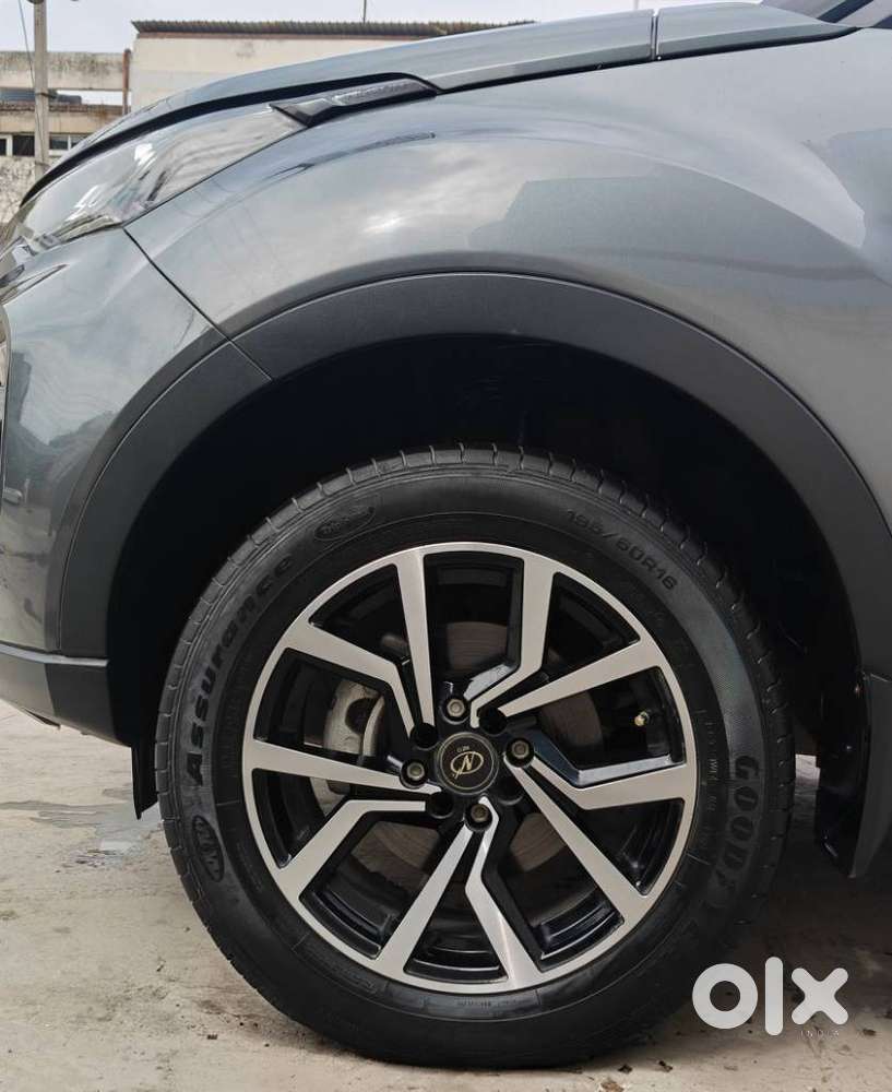 Tata Nexon 1.2 Revotron Xm (s), 2023, Petrol