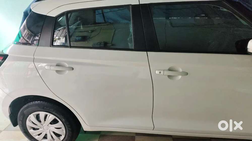Maruti Suzuki Swift Vxi Petrol