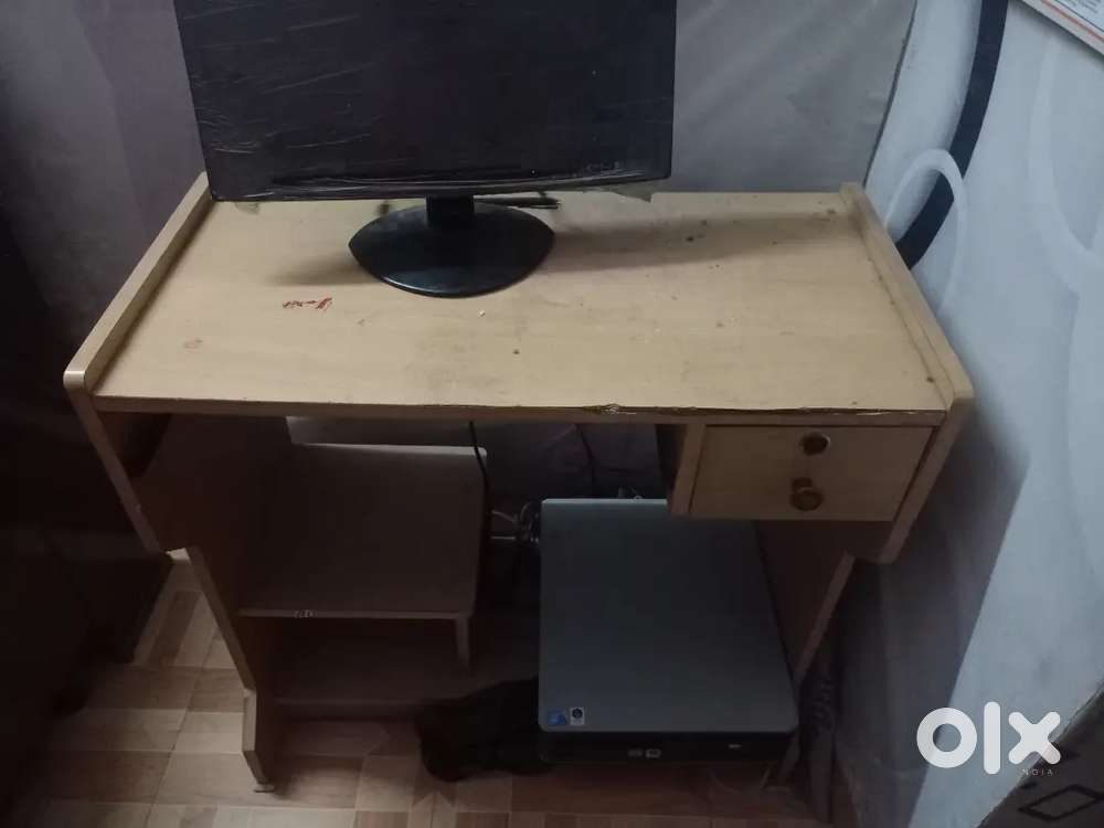 I want to sale my desktop computer with excellent condition