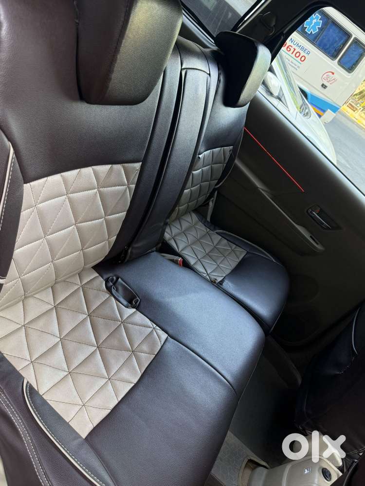 Maruti Suzuki Ertiga 2022-2023 Vxi Cng, 2022, Cng & Hybrids