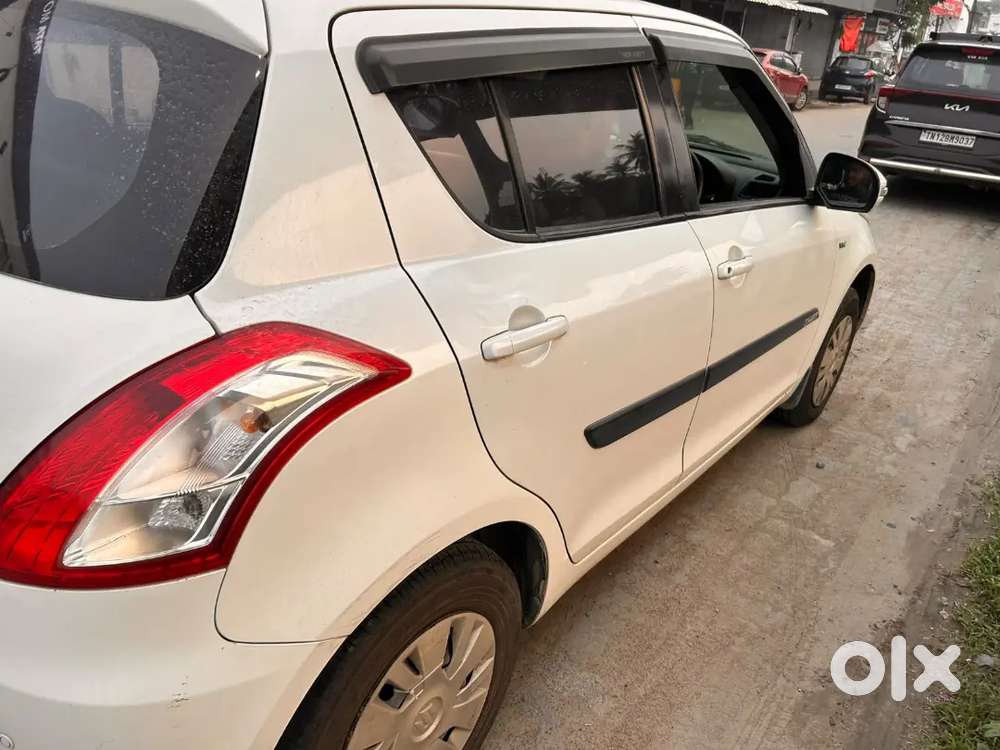 Maruti Suzuki Swift 2012