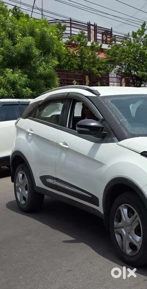 Tata Nexon 1.2 Revotron Xz, 2022, Petrol