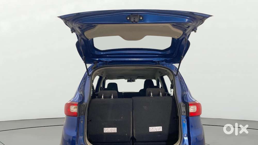 Renault Triber Rxt, 2019, Petrol