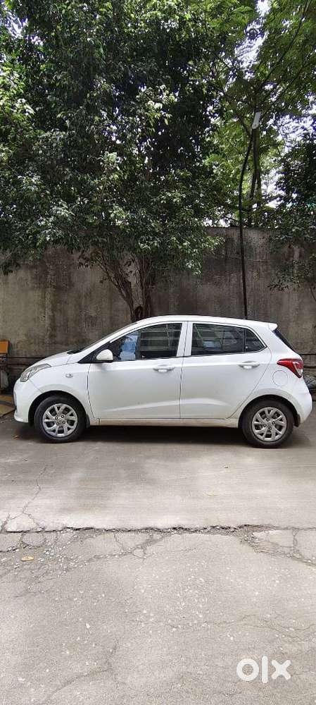 Hyundai Grand I10 Magna O At Petrol, 2017, Cng & Hybrids