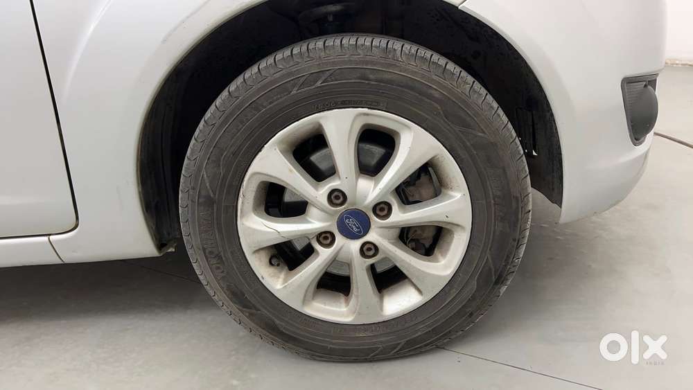 Ford Figo 1.2 Duratec Petrol Titanium, 2012, Petrol