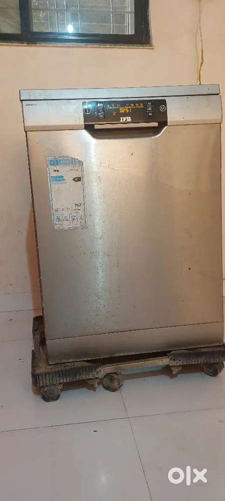 IFB DISHWASHER Neptune Sx 15 plate settings