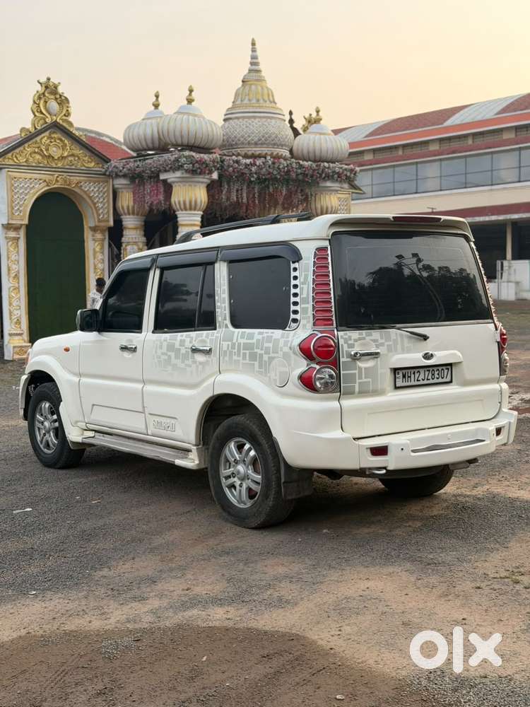 Mahindra Scorpio Vlx 2wd Bsiv, 2013, Diesel