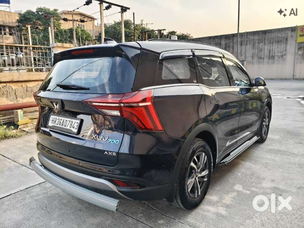 Mahindra Xuv700 2.0 Ax 5 Petrol Mt Str, 2024, Petrol