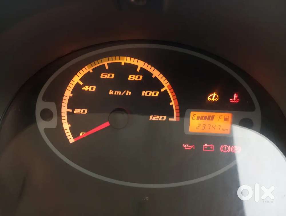Tata Nano Xe 2011
