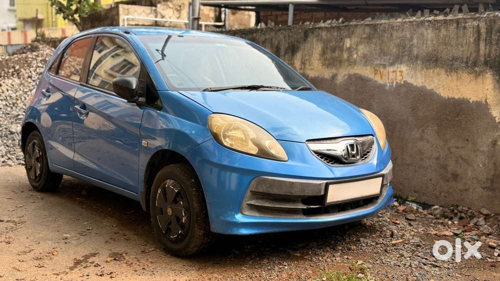 Honda Brio 2013 Petrol 100000 Km Driven