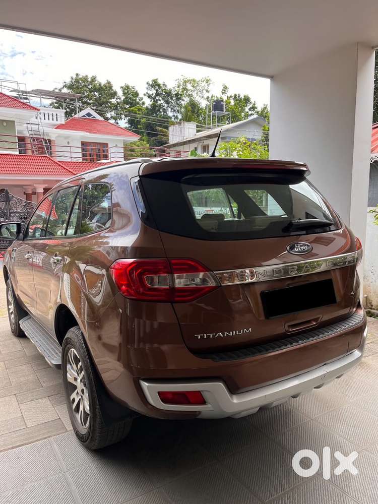 Ford Endeavour 2016
