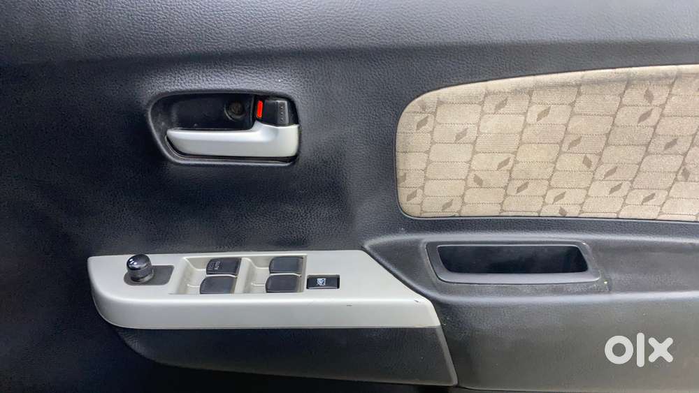 Maruti Suzuki Wagon R 1.0 Vxi, 2016, Petrol