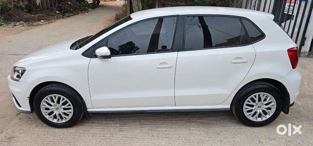 Volkswagen Polo Petrol 2021
