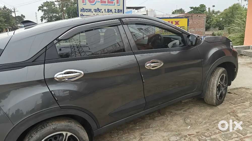 Tata Nexon Smart Plus Cng 2025
