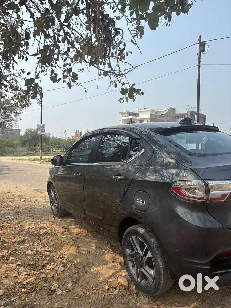 Tata Tigor 2022 Petrol 42000 Km Driven