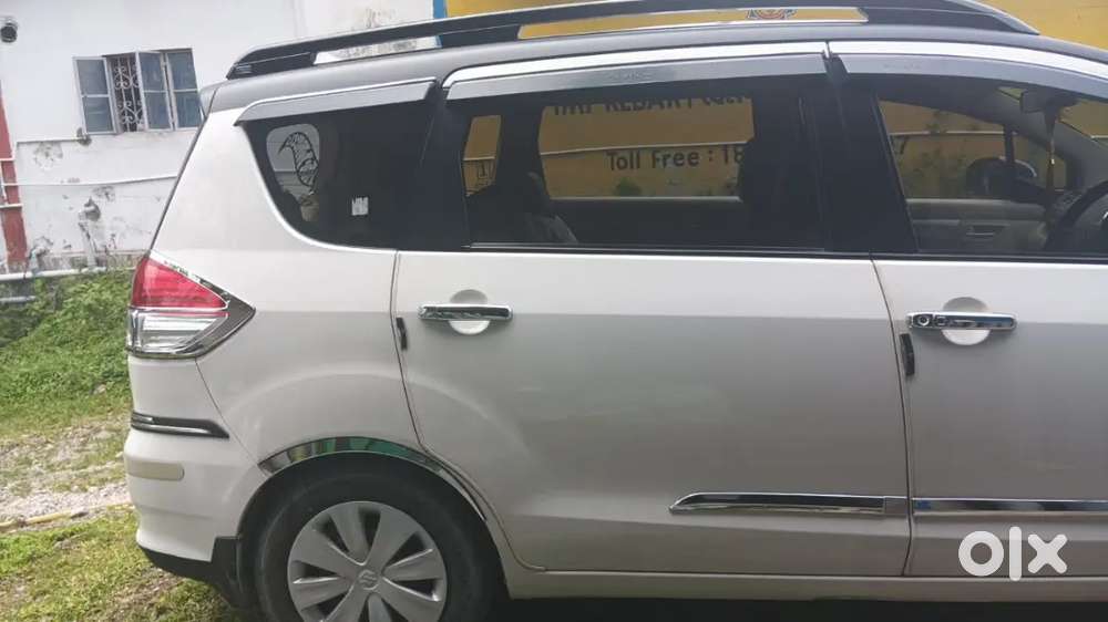 Maruti Suzuki Ertiga 2016 Petrol 26166 Km Driven