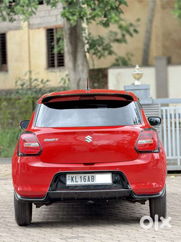Maruti Suzuki Swift Vxi Optional, 2023, Petrol