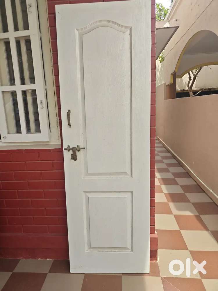 Door with fittings