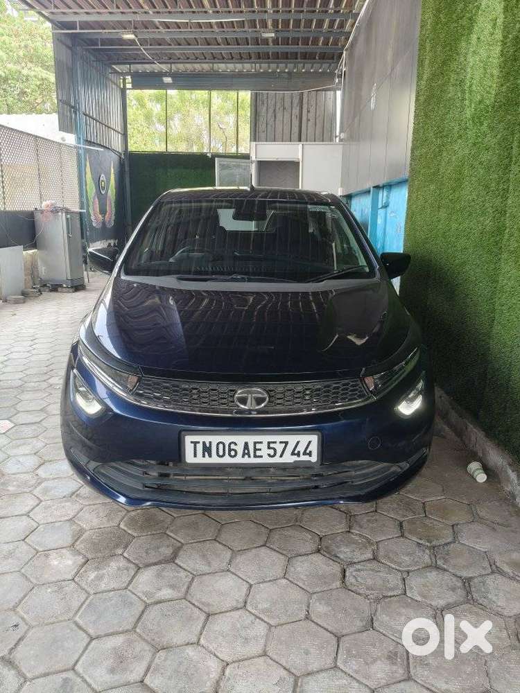 Tata Altroz 1.2 Xta Petrol Dct, 2023, Petrol