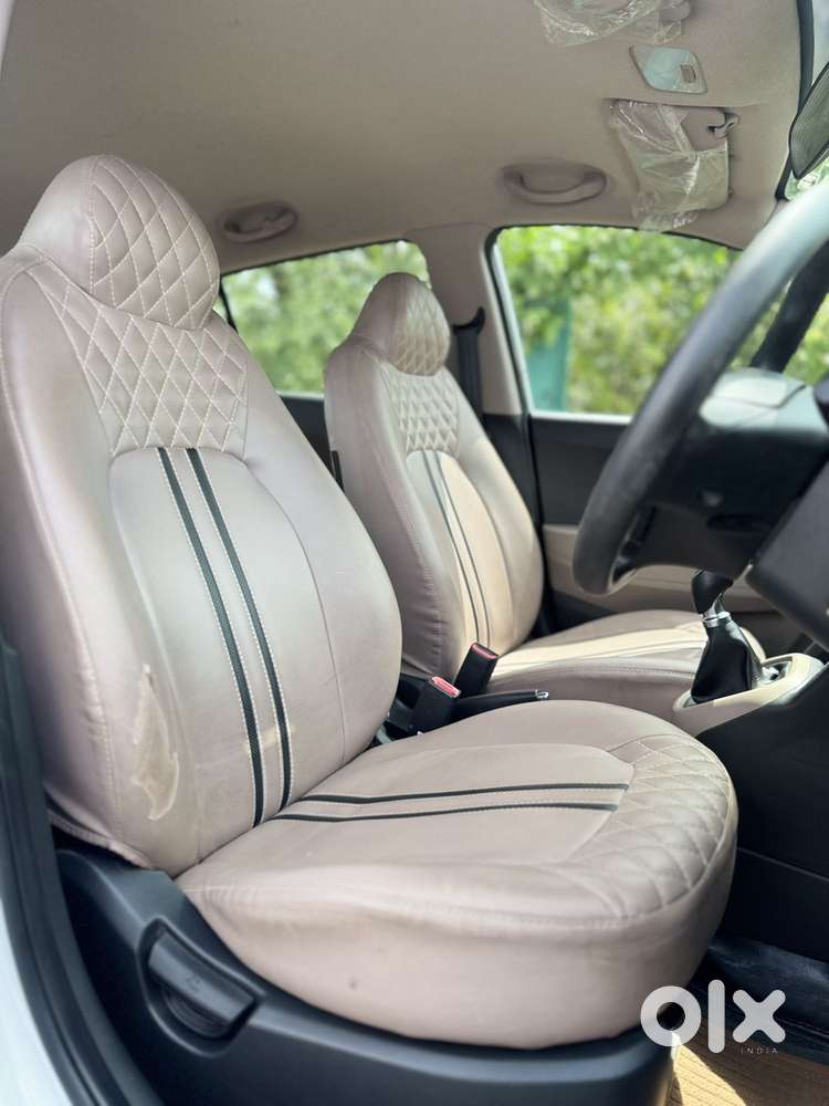 Hyundai Grand I10 Sportz, 2016, Petrol