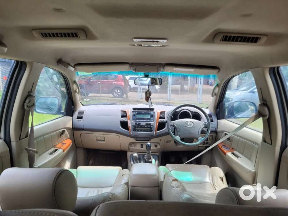 Toyota Fortuner, 2011, Diesel