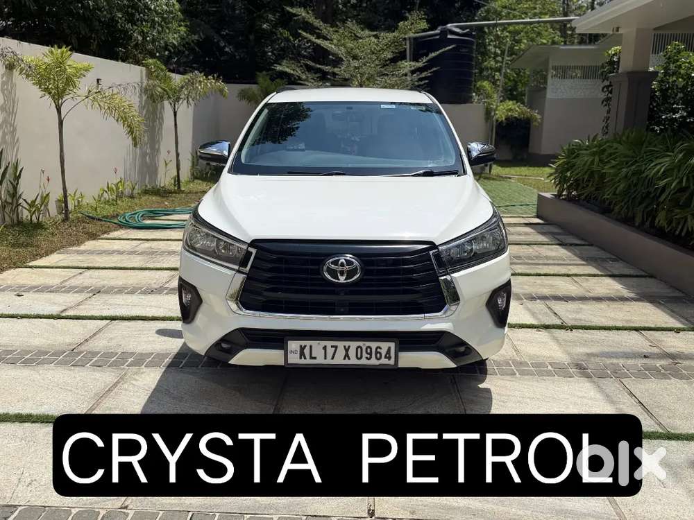 Toyota Innova Crysta 2022