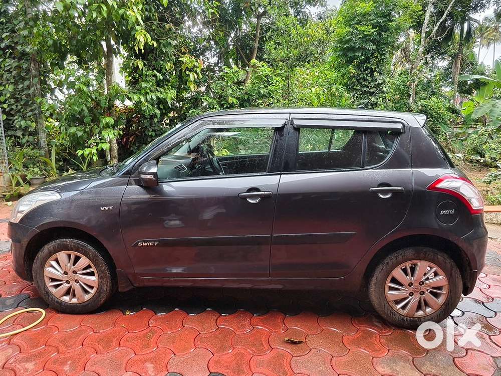 Maruti Suzuki Swift Petrol 2015 For Sale. Full Showroom History.