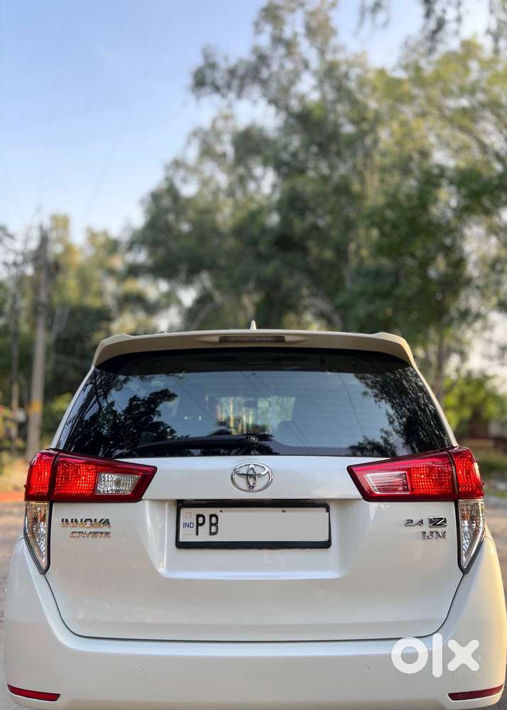 Toyota Innova Crysta [2020-ongoing] 2.4 Zx At 7 Str, 2022, Diesel