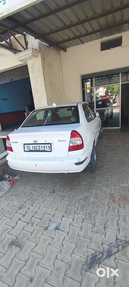 Hyundai Accent 2011 Cng & Hybrids 90000 Km Driven