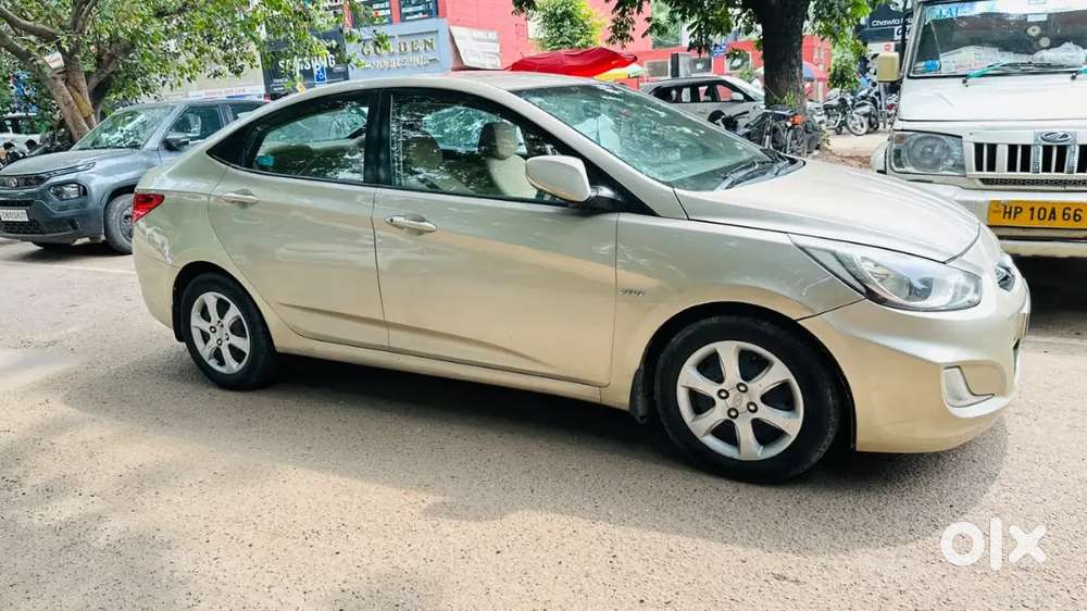 Hyundai Verna 1.6 2011 964.   62l8o34