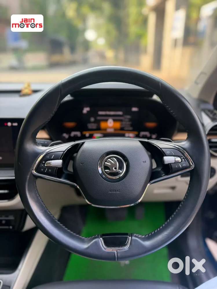 Skoda Slavia, 2025, Petrol