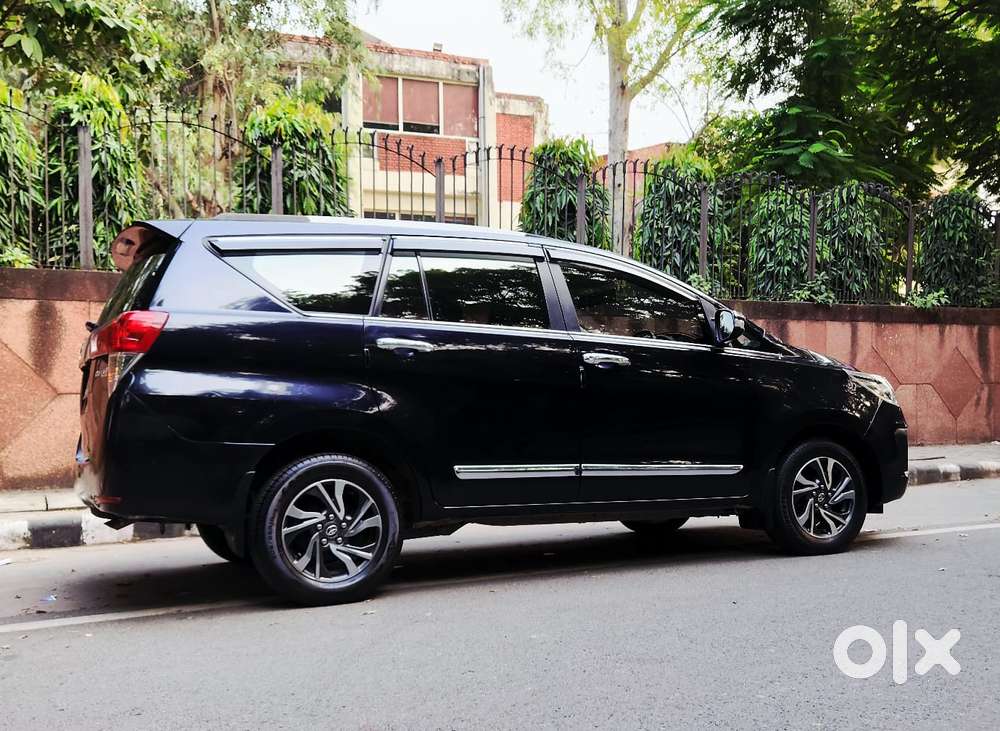 Toyota Innova Crysta [2020-ongoing] 2.7 Gx At 7 Str, 2021, Petrol