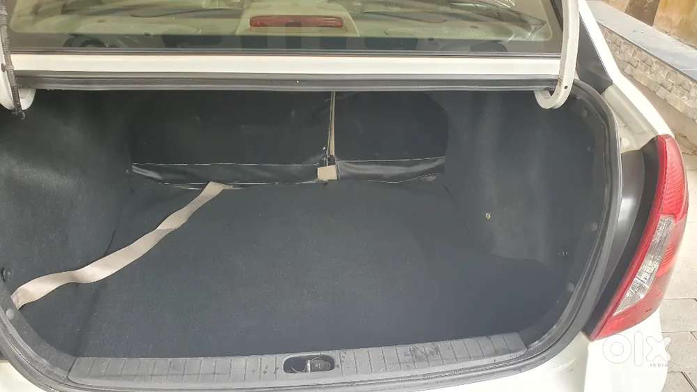 Hyundai Verna Crdi Sx Vgt 2009 Model