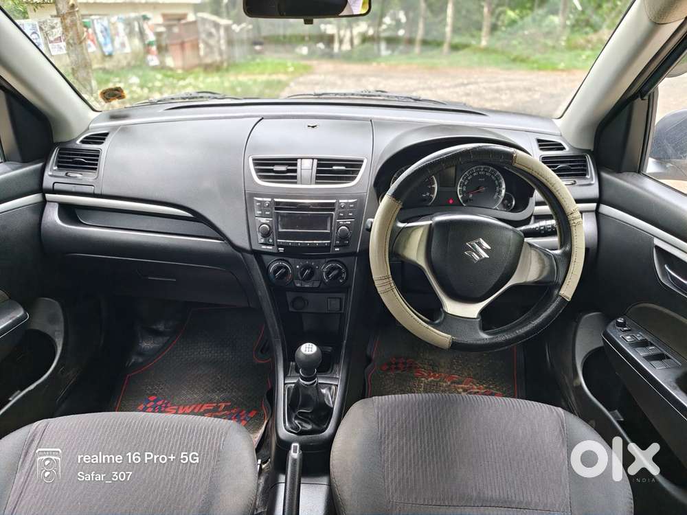 Maruti Suzuki Swift Vxi, 2015, Petrol