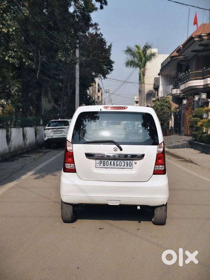 Maruti Suzuki Wagon R Vxi 1.2, 2018, Petrol